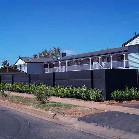 Oasis Motel Cobar Esterno foto